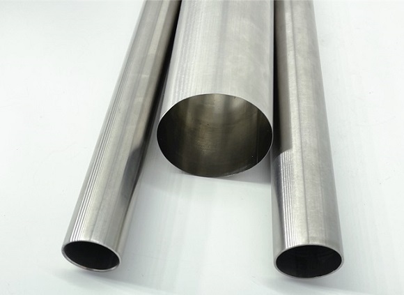 影响304jbo官网管低温回火脆性的因素与预防措施