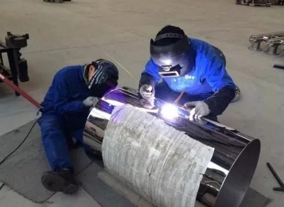 如何消除jbo官网制品管焊接残余应力