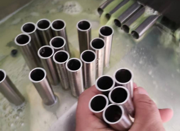 201jbo官网方管有磁性吗